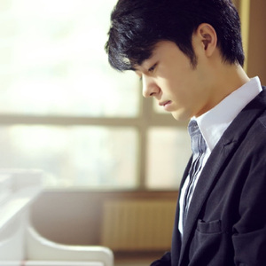 《吃老师的奶头》
